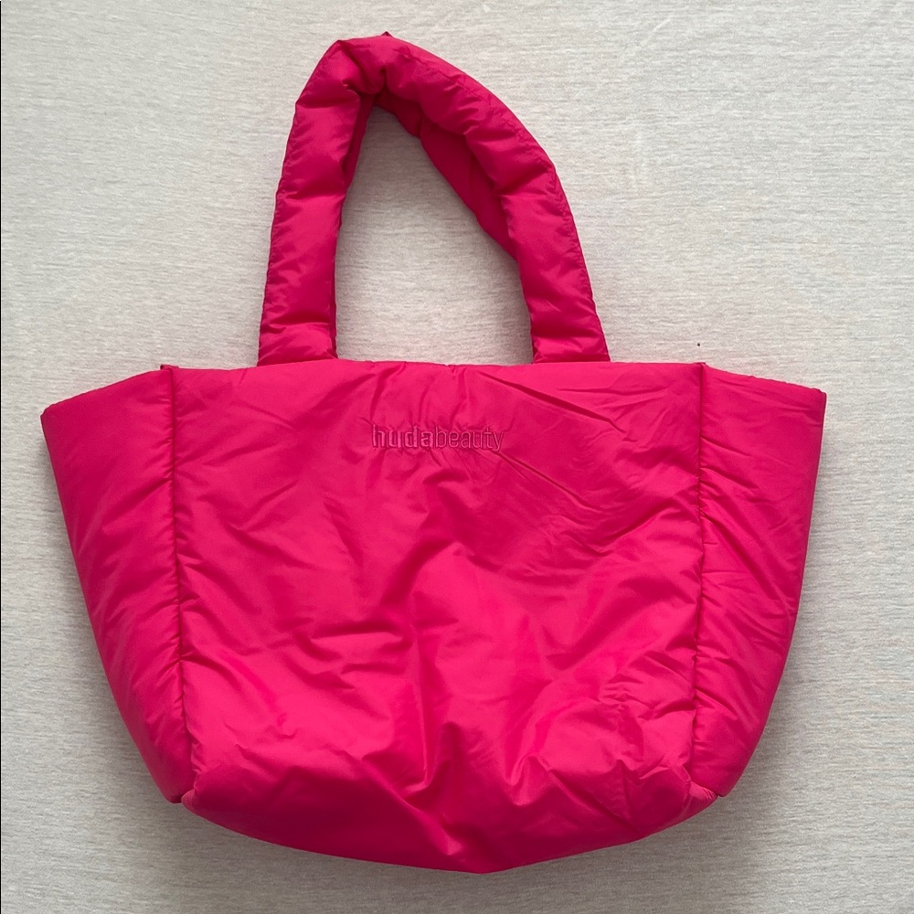 NWOT HUDA BEAUTY Hot Pink Puffer, Travel, Beach, Vacation Tote